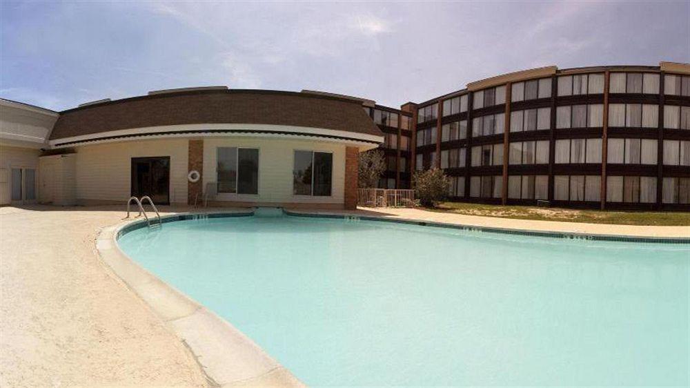 Days Hotel By Wyndham Williamsburg I-64 Extérieur photo