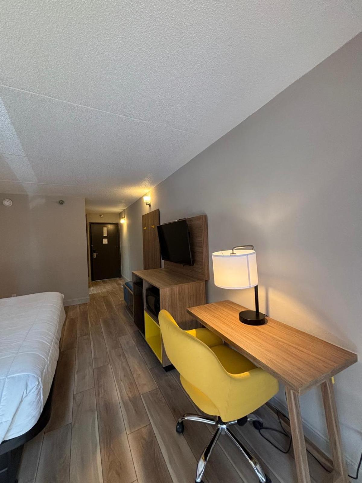 Days Hotel By Wyndham Williamsburg I-64 Extérieur photo