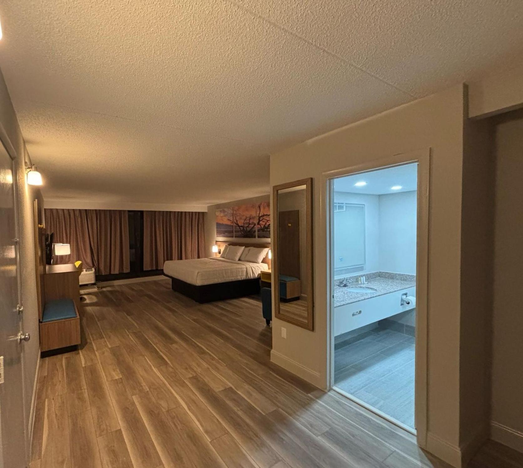 Days Hotel By Wyndham Williamsburg I-64 Extérieur photo