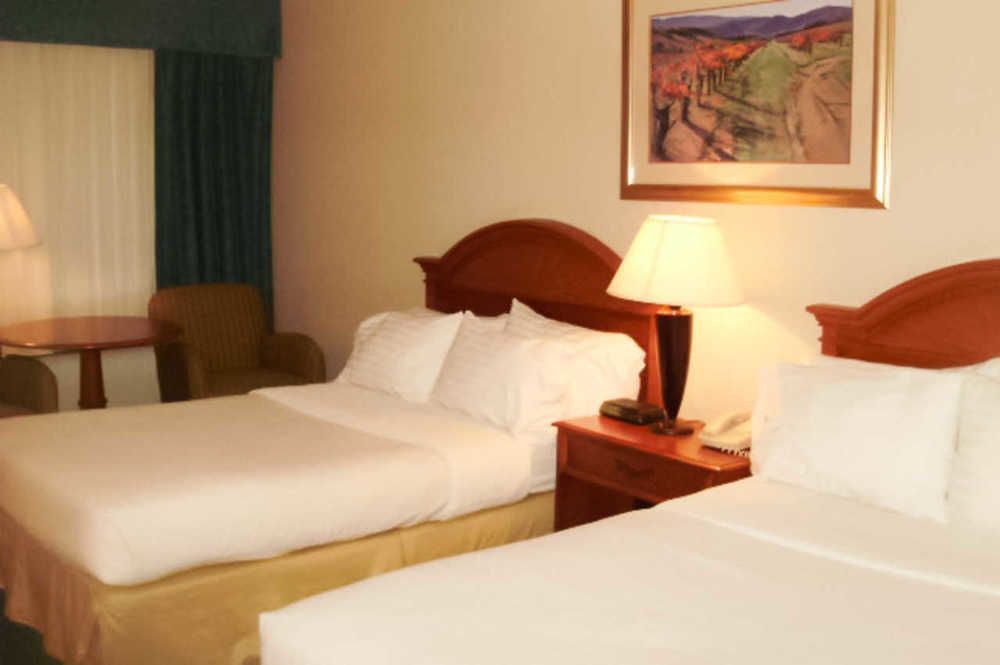 Days Hotel By Wyndham Williamsburg I-64 Extérieur photo
